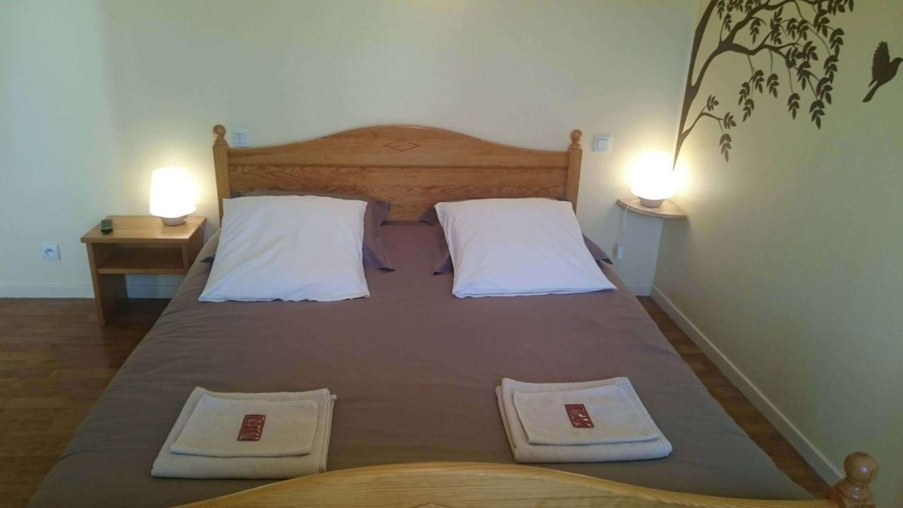 Chambres D'Hotes De L'Auberge L'Astrassadou Rézentières エクステリア 写真