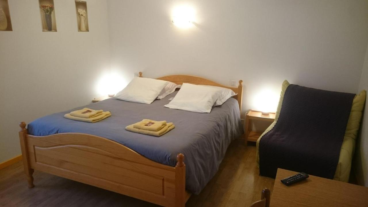 Chambres D'Hotes De L'Auberge L'Astrassadou Rézentières エクステリア 写真